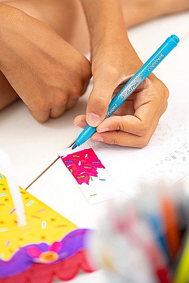 �� 10 ���� ����� ������ ����� Maped Glitter Markers