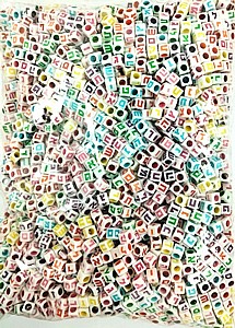 חרוזי אותיות א-ב צבעוני 450 גרם חרוזי אותיות א-ב צבעוני 450 גרם